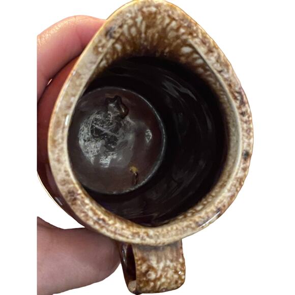 RARE FIND SMALL MEXICAN TERRA COTTA PITCHER SIGNED BY THE ARTIST ON BOTTOM - Picture 5 of 6